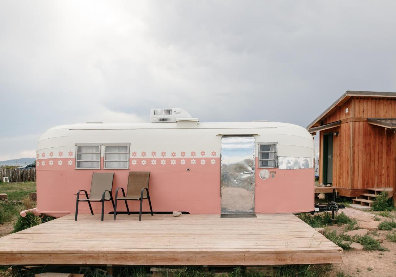 Hotel Luna Mystica Taos Extérieur photo